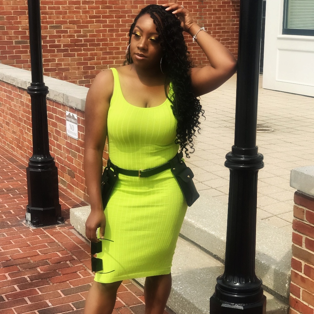 NEON GREEN BODYCON DRESS